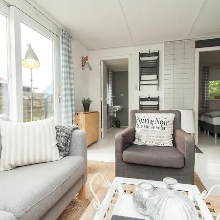 Adorable Holiday In With Garden